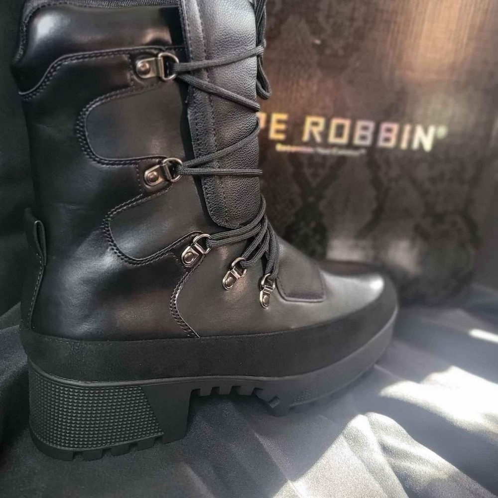 Cape Robbin Nunca Black Women's Size 9 | Boot Heels